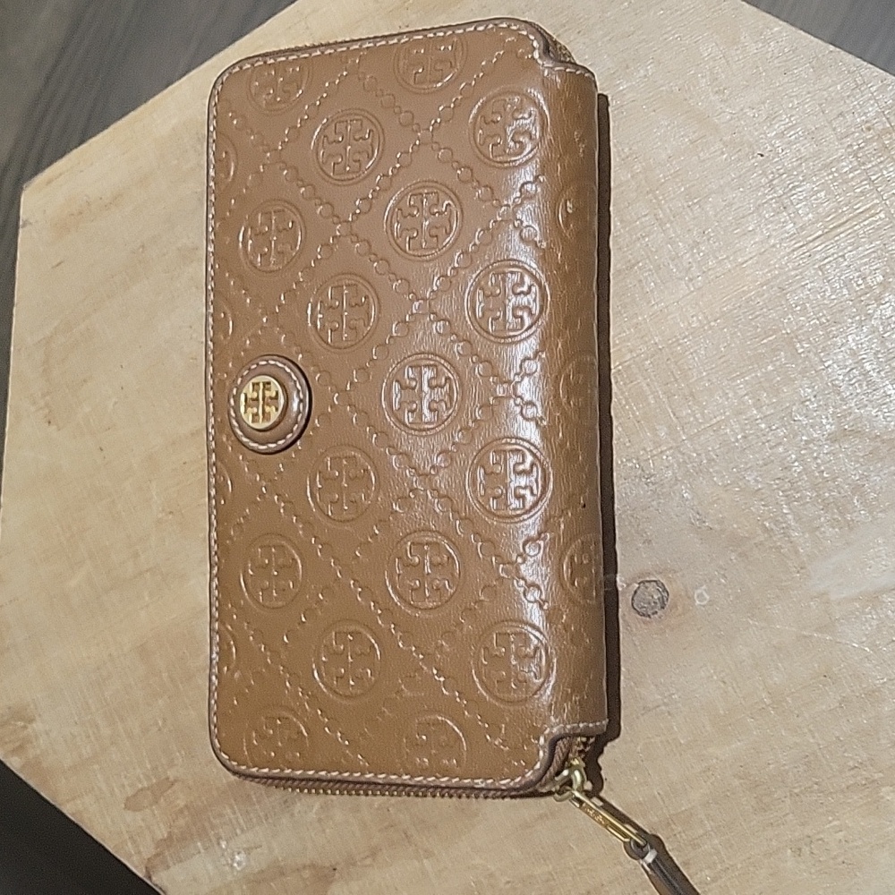 Tory Burch Wallet